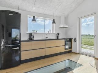 Holiday Home Aaltje - 65m from the sea by Interhome - 4