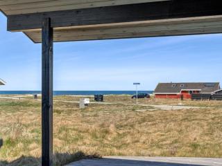 Holiday Home Tjarko - 100m from the sea by Interhome - 8