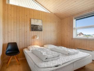 Holiday Home Sirkka - 902m from the sea by Interhome - 2