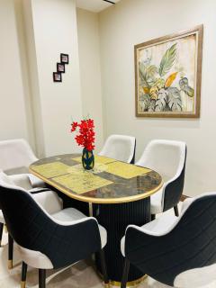 Premium 3BR Penthouse Pool Zeta Mall Access - 3