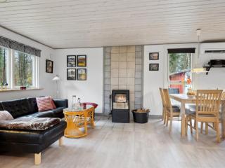 Holiday Home Harthe - 800m from the sea by Interhome - 2