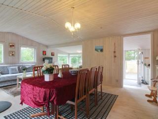 Holiday Home Elmer - 400m from the sea by Interhome - 6