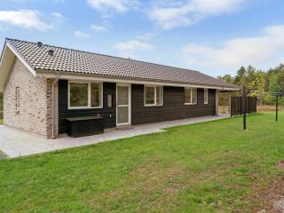 Holiday Home Alona - 250m from the sea by Interhome - 1