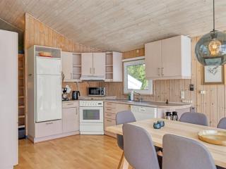 Holiday Home Imka - 900m from the sea by Interhome - 7