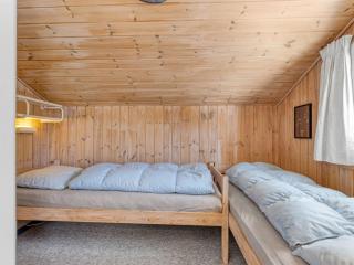 Holiday Home Imka - 900m from the sea by Interhome - 1