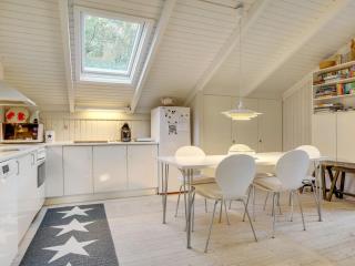 Holiday Home Helmtrud - 500m from the sea by Interhome - 7