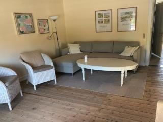 Apartment Faustine - 500m from the sea by Interhome - 8