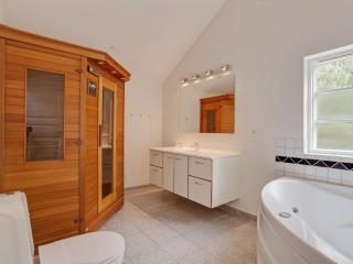 Holiday Home Beka - 500m from the sea by Interhome - 1