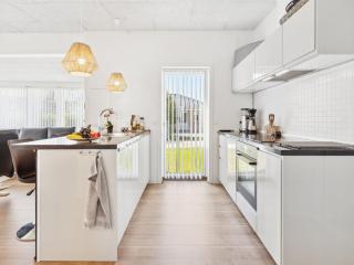 Holiday Home Thorlaf - 200m from the sea by Interhome - 6