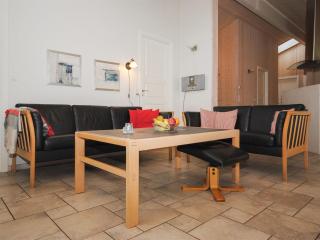 Holiday Home Tamika - 950m from the sea by Interhome - 7