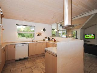 Holiday Home Tamika - 950m from the sea by Interhome - 3