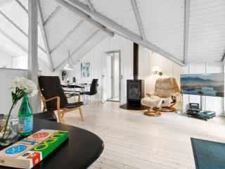 Holiday Home Menke - 150m from the sea by Interhome - 1