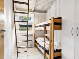 Holiday Home Alvine - 475m from the sea by Interhome - 3