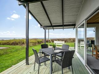 Holiday Home Kirsa - 200m to the fjord by Interhome - 5