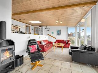 Holiday Home Emelin - 475m from the sea by Interhome - 6