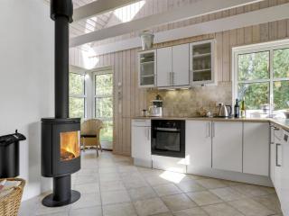 Holiday Home Henni - 2-5km from the sea by Interhome - 9