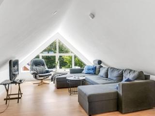 Apartment Rosabel - 1km from the sea by Interhome - 9