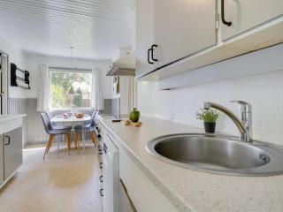 Holiday Home Harri - 700m from the sea by Interhome - 2