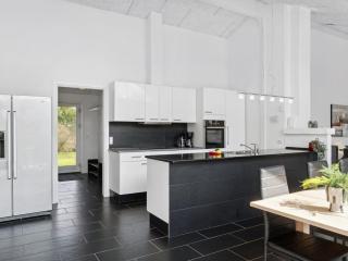 Holiday Home Josina - 675m from the sea by Interhome - 4