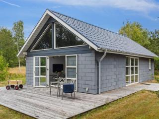 Holiday Home Haghbarth - 400m from the sea by Interhome - 0