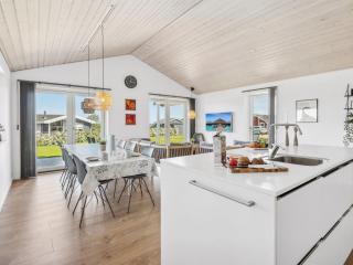Holiday Home Ika - 450m from the sea by Interhome - 3