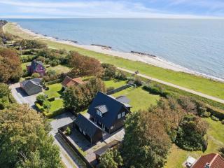 Holiday Home Esme - 30m from the sea by Interhome - 6