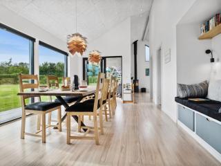 Holiday Home Amdi - 700m from the sea by Interhome - 6