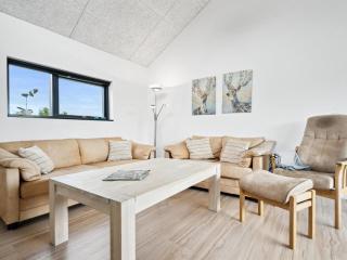 Holiday Home Amdi - 700m from the sea by Interhome - 5