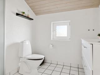 Holiday Home Jenvold - 600m from the sea by Interhome - 5