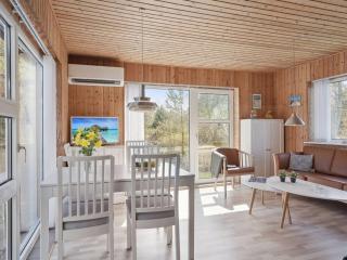 Holiday Home Marjon - 450m from the sea by Interhome - 3