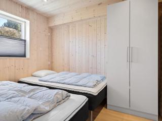 Holiday Home Ljupka - 800m from the sea by Interhome - 2