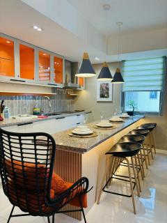 2BR Tropical Scandi Suite - 1