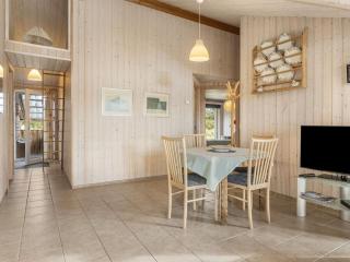 Holiday Home Frieda - 250m from the sea by Interhome - 5