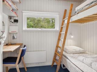 Holiday Home Alkmar - from the sea by Interhome - 1