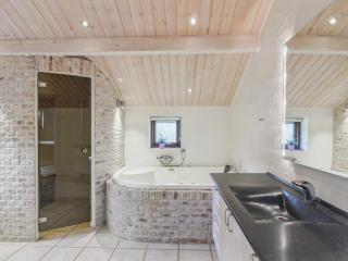 Holiday Home Ran - 1-5km from the sea by Interhome - 6