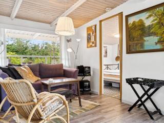 Holiday Home Aslak - 600m from the sea by Interhome - 4