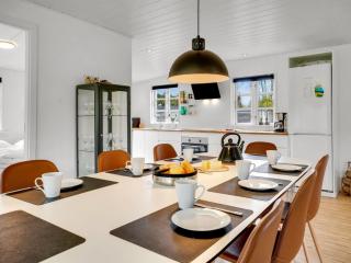 Holiday Home Merilin - 300m from the sea by Interhome - 2