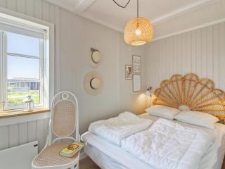 Holiday Home Sanni - 225m from the sea by Interhome - 1
