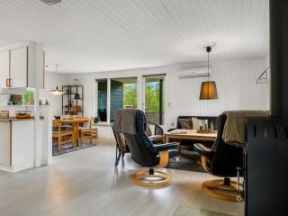 Holiday Home Jobst - 600m to the fjord by Interhome - 2