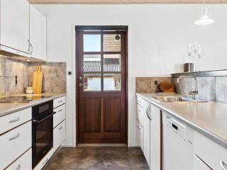 Holiday Home Kerstin - 400m from the sea by Interhome - 4