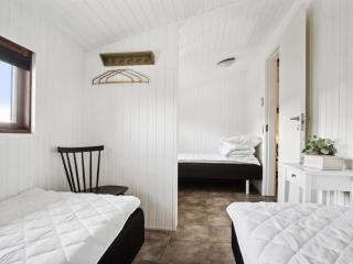 Holiday Home Kerstin - 400m from the sea by Interhome - 2