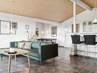 Holiday Home Kerstin - 400m from the sea by Interhome - 3
