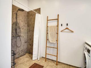 Holiday Home Aleko - 2-5km from the sea by Interhome - 2