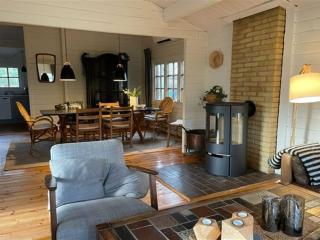 Holiday Home Neela - 300m from the sea by Interhome - 7