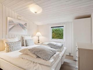 Holiday Home Kjera - 450m from the sea by Interhome - 4