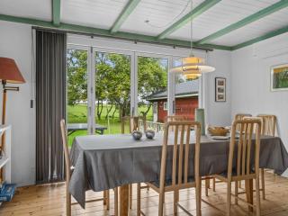 Holiday Home Momo - 570m from the sea by Interhome - 4