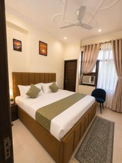 Amaya Stays The Rooh Cozy 3BHK Near Airport - 1
