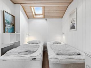 Holiday Home Antonella - 400m from the sea by Interhome - 6