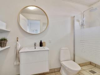 Apartment Thorgny - 900m from the sea by Interhome - 4