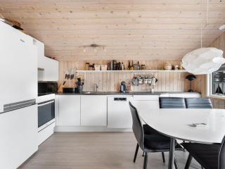 Holiday Home Birger - 500m from the sea by Interhome - 5